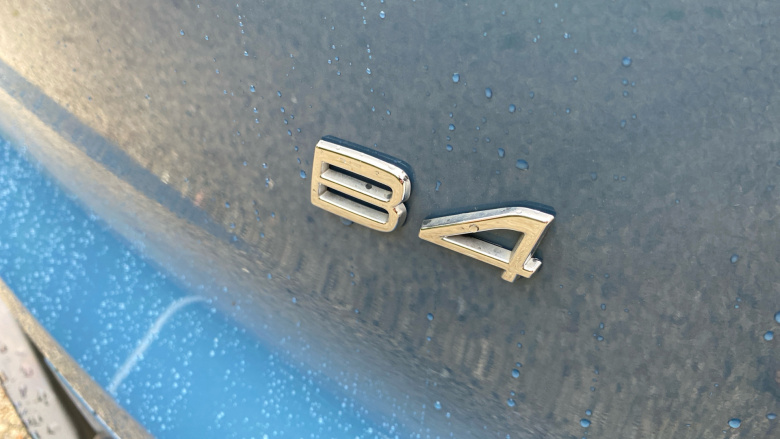 Volvo XC40 2.0 B4P Plus Dark 5dr Auto Petrol Estate